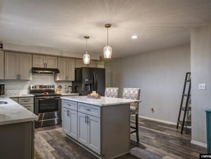 New Listing! 1641 Stone Hedge - Keizer, Oregon